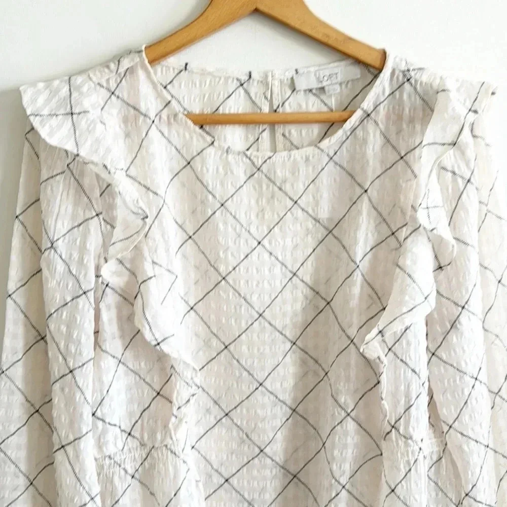 Loft cream/ivory Plaid Ruffle Blouse size large NWT - Picture 5 of 10